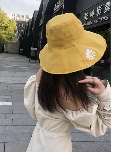 Bérets 2023 Femmes Chapeau Seau Daisy Floral Mode Casual Adulte Casquettes Rose Fille Soleil Pêcheur Chapeaux De Pêche Accessoires Vache