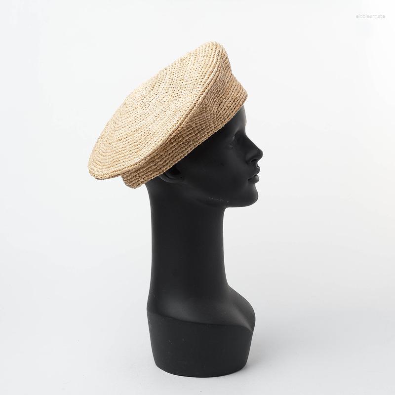 Bérets 202303-HH5011 Street été raphia naturel fait à la main herbe solide moderne fantaisie béret casquette hommes femmes vacances loisirs chapeau