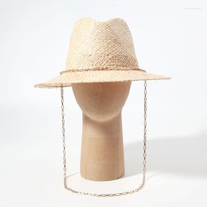 Bérets 202306-shi Ins été lumière raphia herbe armure longue chaîne en or Fedoras casquette femmes loisirs Jazz chapeau