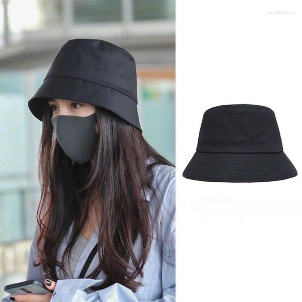 Bérets 2024 Black Blanc Solid Bucket Hat Unisexe Bob Caps Hip Hop Gorros Men Femmes Summer Panama CAP PLACE SUM