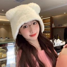 Bérets 2024 Hiver Corée Balaclava Chapeau pour les femmes Bouchons en tricot à l'oreille mignonne Couleur solide couleur polyvalente plus épaississeur