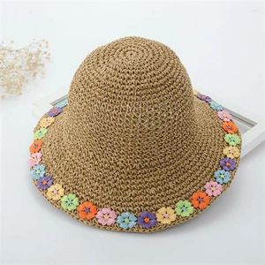 Bérets 2024 Seau d'été pour femmes pliant avec chapeau de paille de fleur Protection UV pare-soleil bord de mer chapeaux de marée de plage