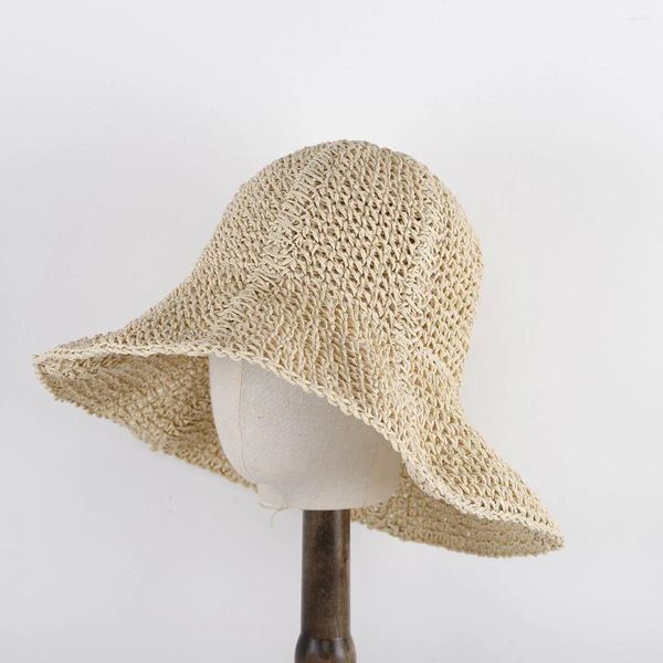 Bérets 2024 Femmes Paille Couleur continue Crochet Hat Bucket UV Protection Sun Visor Beach Women Visors Madies Summer CAP