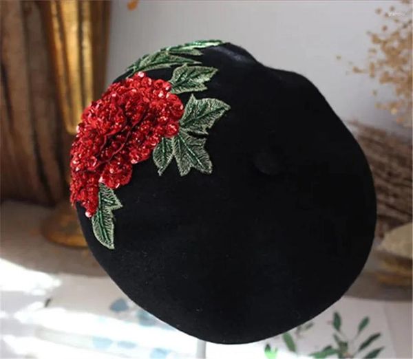 Bérets 202401-shi vendre laine feutre fleur rouge feuilles vertes main perles belle dame béret chapeau femmes loisirs peintre casquette