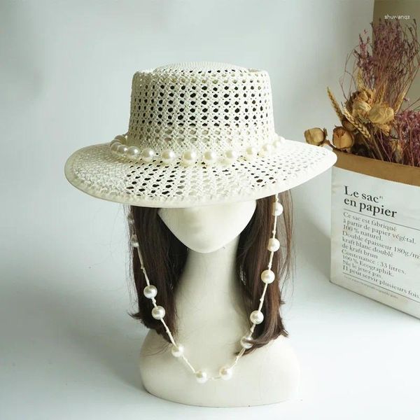 Boinas 202406 Pan-Handmade Drop France Summer Hollow Out Black Grass Beach Pearl Chain Lady Fedoras Cap Gat de Jazz Panamá