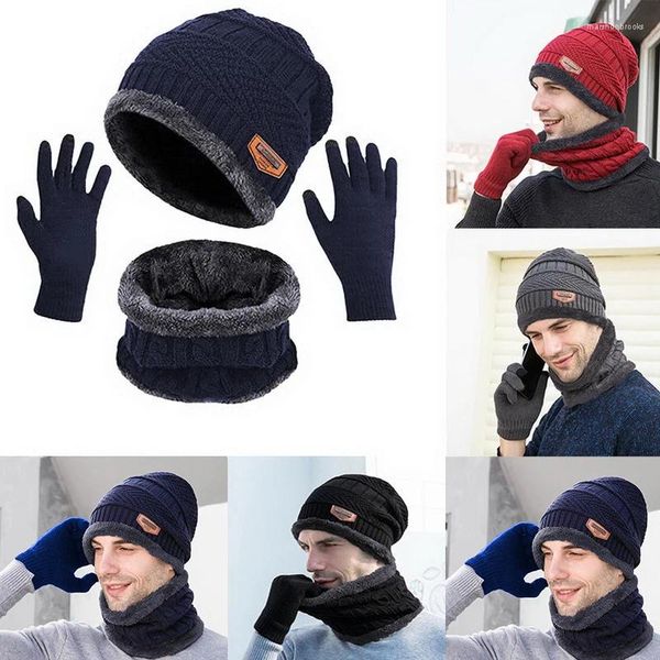 Bérets 3pcs / Set hiver chaud velours chapeau écharpe gants ensemble pour hommes femmes en plein air équitation bonnets protection du cou casquette