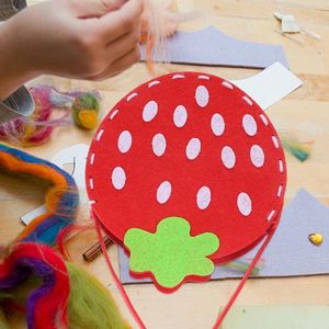 Bérets 5 pièces bricolage sac en feutre dessin animé matériaux non tissés kits de fabrication artisanat couture pour enfants garçons débutants