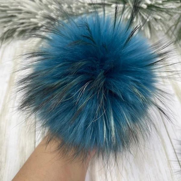 Bérets 6 ''Pompon de fourrure de couleur bleu paon pour bonnet sacs à main chapeaux porte-clés pompons naturels multicolore grand raton laveur