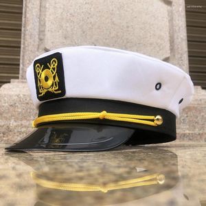 Bérets Adult Yacht Military Captain Hats White Handwork Handwork brodered Hat Hat Sailor Party Play-play-play accessoires de robe
