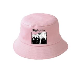 Berets Anime Tokyo Revengers Pink Summer Hat Femmes Men Panama Bucket Cap Le design Visor plat Harajuku Fisherman