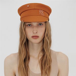 Bérets arrivée printemps été casquettes avec boucles d'oreilles femmes sboy casquette lettre visière militaire 230821