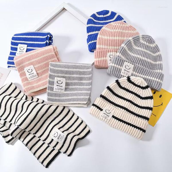 Boinas Otoño/Invierno Sombrero para niños Bebé Punto Lana Jersey Bufanda Lindo Babero a rayas Invierno para niños y niñas