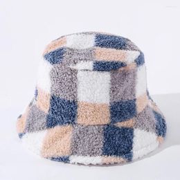 Boinas Otoño/Invierno Rejilla a juego Sombrero de pescador Versátil Casual Gorra plana Cuenca Cordero Pelo Espesado Cubo cálido