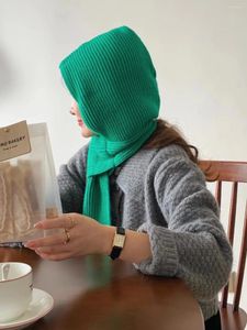 Bérets Balaclava Bonnets tricotés Chapeaux pour femmes Hiver Chaud Écharpe Casquettes Casquette À Capuchon En Plein Air UnisexeSkullies Bavoir Dames Gorros Bonnet