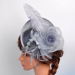 Bérets Mariée Mariage Blanc Casque Élégant Dames Mariage Maille Fascinator Chapeau Fantaisie Voiles Chapeau Cap Mode Chapeaux Femmes