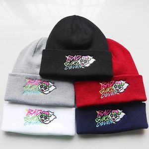 Bérets Cartoon Girl Broderie Tricoté Skullies Bonnets Pour Hommes Femme Hip Hop Caps Chaud Chapeaux D'hiver Chapeau De Laine Chapeau De Mode En Gros