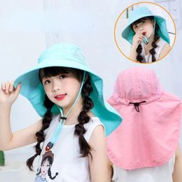 Bérets Chapeau d'été pour enfants Pêcheur en plein air Respirant Imperméable Anti-ultraviolet Anti-UV Corde coupe-vent Plus Sifflet Soleil