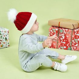 Bérets de noël en peluche pour enfants européens et américains, chapeau avec boule blanche, cadeau de Festival, vin rouge, chapeaux tricotés chauds