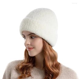 Bérets Cool hiver chaud laine d'agneau casquette femme en plein air tricoté dame fille solide Harajuku Teddy velours bonnet oreillette chapeaux pour femmes hommes