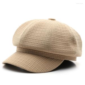Bérets DT 2023 mode quatre saisons filles couleur unie gaufre chapeau multicolore chaud marque haut de gamme en plein air voyage Simple Sboy