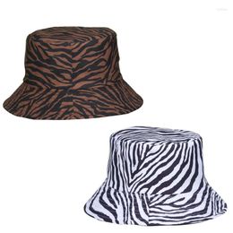 Berets D0LF Fashion Hat Zebra Patroon emmer retro wilde bassin show face kleine zonneprotect visser zonneschaduw buiten vrije tijd