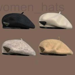 Boinas Diseñador 2022 Diseñador Boina Carta para mujer Letras correctas de lujo TieDyeLetter Hat Plush Belle Fashion Cashmere Cap L 5HBW