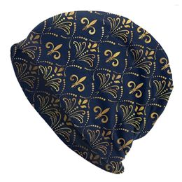 Beretten Elegant Patroon Goud en Deep Blue Fleur de Lis Autumn Vrouwelijke dunne beanies Outdoor Unisex Skullies Bonnet Hats