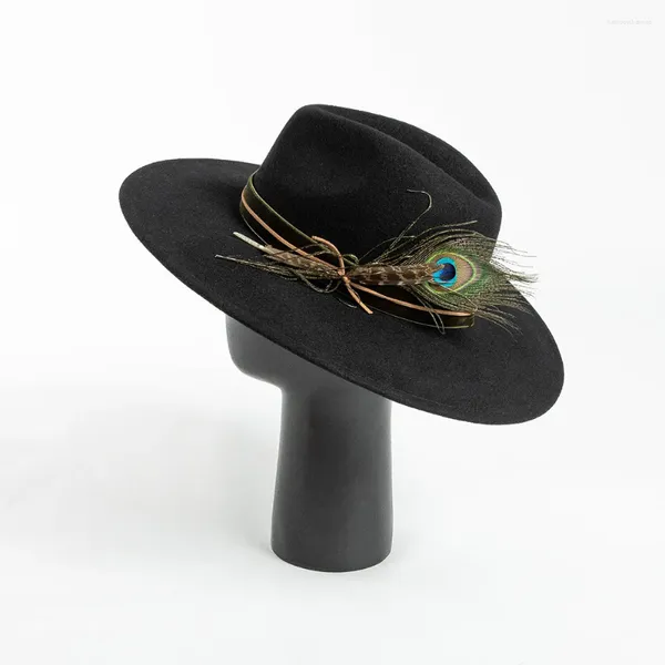 Bérets Fedoras de laine de laine célèbre avec des plumes Brim Panama Chapeau pour hommes Femmes Performance de fête verte de l'armée noire hivernale