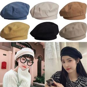 Beretten Fashion Casual Beret Hat Dames Franse elegante Beanie Solid Color Cap Classic Cotton Artist Painter Trendy Accessories