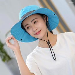 Bérets Casquette de pêche à la mode Chapeau de seau multifonctionnel Anti-UV Respirant à large bord Protection solaire Artisanat de couture fine