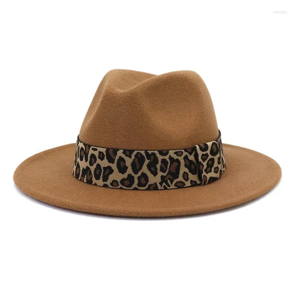 Berets Fedora Hat Men Femmes Leopard Decorative Felt Artificial Wool Blend Winter Hats Fashion Jazz Chapeau en gros