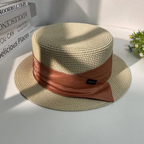 Bérets Paille plate Chapeau élégant simple shopping décontracté petit bord de soleil Protection solaire décorative