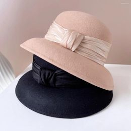 Bérets français vintage laine lampadaire Hat à la lampe pour dames Fashion Plille Top Bow Top Elegant Hepburn Style Basin
