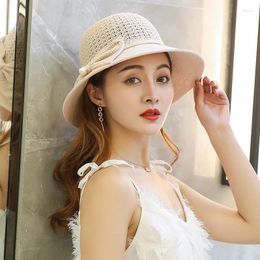 Bérets Girls Outdoor Summer UV Protection Hat Wide Brim Straw Holiday Houstable Fisherman Hats Ladies Panama Caps avec ruban