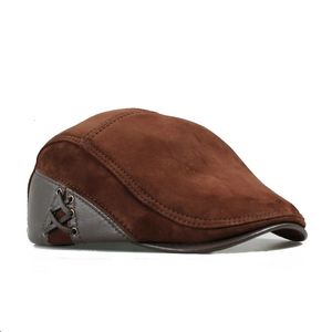 Bérets Golf Style européen en cuir véritable casquettes béret homme décontracté en peau de mouton daim noir/marron ajusté bec de canard chapeaux mâle Boina 230922