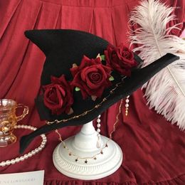 Bérets d'halloween avec décoration de roses, chapeaux gothiques et magiques pour filles, Costumes Lolita de Style sombre, chapeau de sorcière décoré