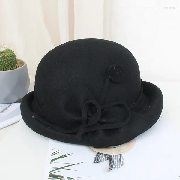 Bérets chapeau femmes automne et hiver tissu de laine haut rond bouclé petit Pot mode élégant fleur feutre