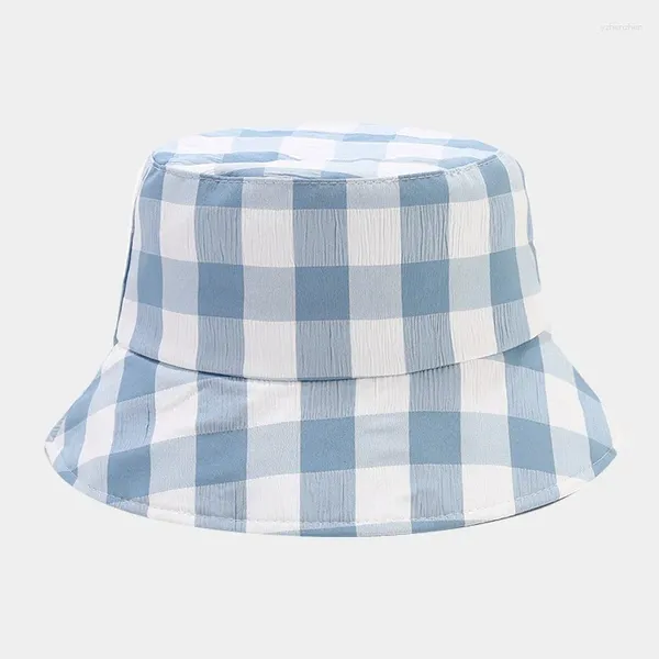 Bérets Hat Femmes Spring Summer Sun Beach Accessory Plaid Brim UV Protection Holiday Holiday Windproof Fishing Cap pour l'automne