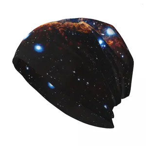 Bérets Helix Nebula (Infrarouge) Chapeau tricoté Marque Homme Casquettes Papa Noir Visière Thermique Pour Femmes Hommes