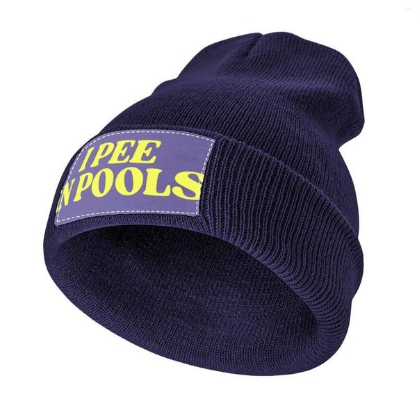 Bérets Je fais pipi dans les piscines Chapeau de seau tricoté Golf Man Casquettes drôles Vêtements pour hommes Femmes