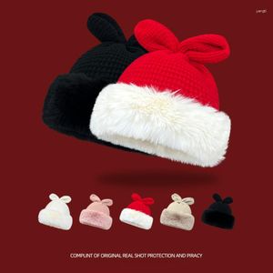 Boinas Ins lindo estilo extranjero sombreros de punto de felpa roja para mujeres invierno versión coreana cálida protección para los oídos gorros gruesos gorras hombres