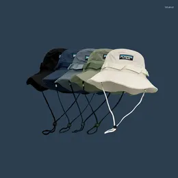 Bérets Chapeau de pêcheur brodé japonais Randonnée en plein air Camping Bassin de protection solaire Modèles de couple Pêche au soleil