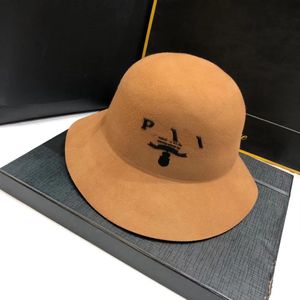 Bérets Niche Japonaise Chapeau de Bassin en Forme de Cloche Chapeau de Cloche de Concepteur Chapeau de Seau de Crème Solaire de Vacances en Bord de Mer Coréen Polyvalent et en Paille Mince Chapeaux pour Femmes-DDD