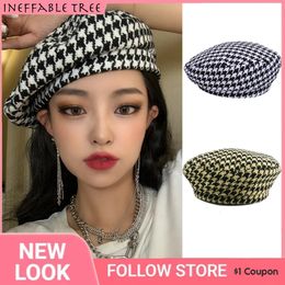 Baretten Korea Herfst Winter Plaid Damesmode Zwarte Baret Gebreide Vro Platte Caps Frankrijk Hoeden Dames Kunstenaar Cap Thanksgiving Geschenken 231025