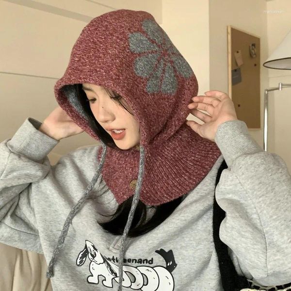 Bérets coréen tricoté chaud chapeau de laine pour les femmes 2023 hiver Internet célébrité fleur style cordon cagoule protection de l'oreille