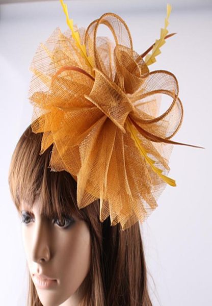 Berets Ladies Elegant Feather Hats Femmes Accessoires de cheveux Fascinateurs de fantaisie pour le mariage Gold Bridal and Races of1522BERETS B9403506