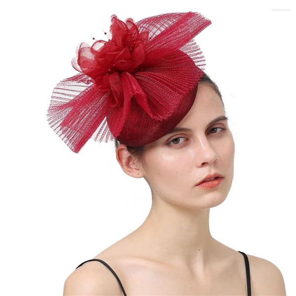 Boinas Damas Marron Wedding Party Fascinator Hat Mujeres Occaison Tocado con flores de plumas de lujo Chapeau Caps