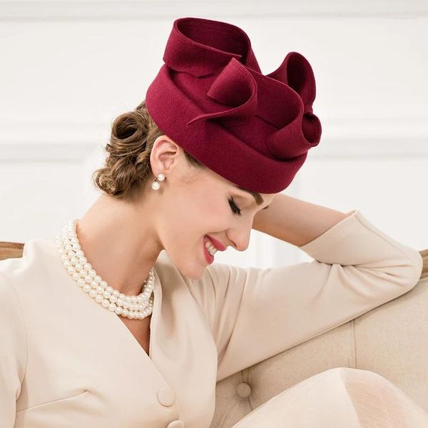 Boinas Señora Otoño Gorro de lana Femenina Nobles Fedoras Sombrero Puro Vintage Vino Rojo Pequeño Banquete Británico Fiesta B-4788