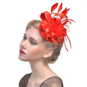 Berets Lady Fedoras Hoed Girls Make Up Party Vrouwelijke Britse stijl Mesh Hoofdtooi Bridal Hair Accessories Hoeden B-8295