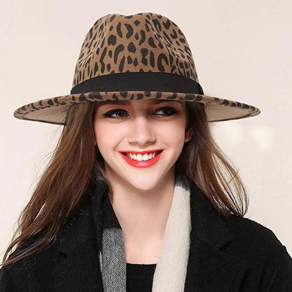 Boinas Leopardo Cinturón negro Mujeres Fedora Sombrero Imprimir Panamá Trilby Cap Poliéster Ala ancha Hombres Jazz Sombreros al por mayor